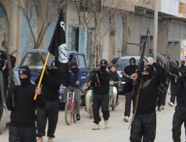 Συρία: Ισλαμιστές σκότωσαν τον μόλις 25 ετών ανταποκριτή του δικτύου Russian Today (φωτό, βίντεο)